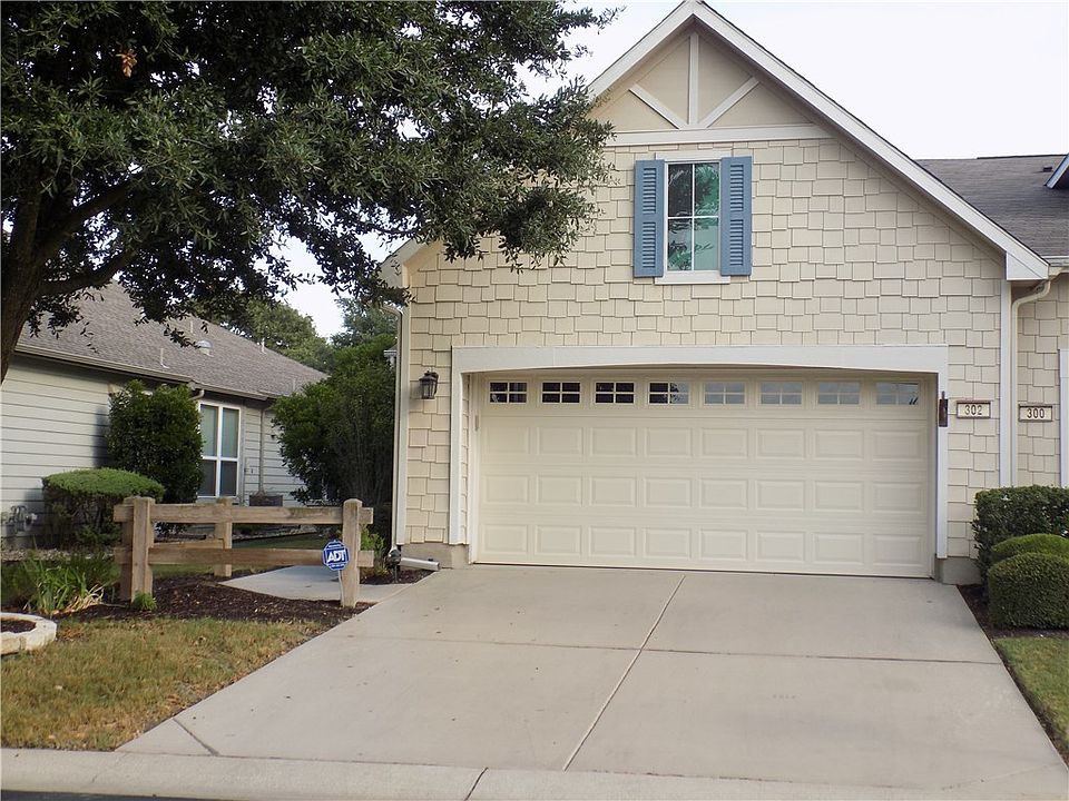 1st image of 302 Portsmouth Dr