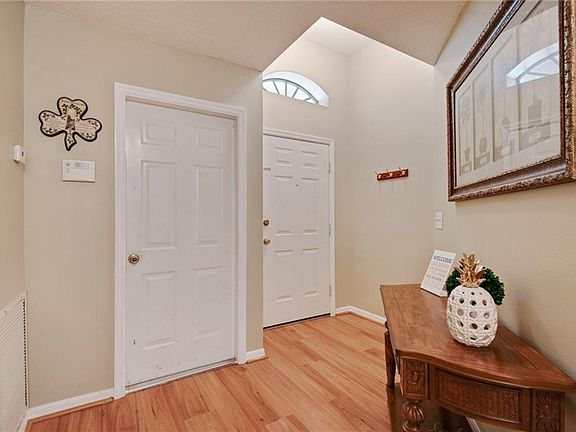 4th image of 18139 Portside St