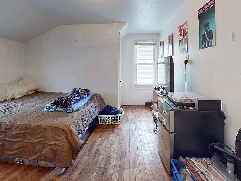 147 Campus Ave — Photo 14