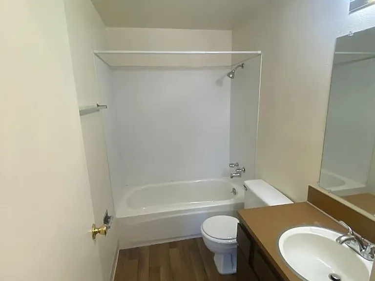 1216 S Juniper St — Photo 22