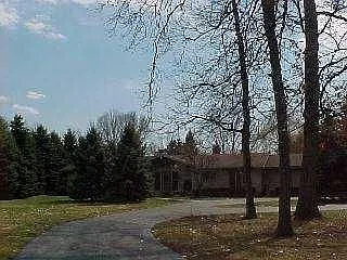 7313 Marchester Dr photo 1