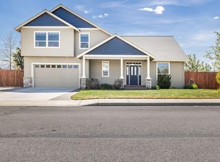 3469 SW 35th Pl, Redmond, OR 97756