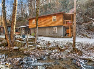 402 King Branch Rd, Sevierville, TN 37876