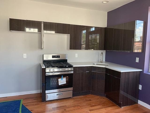 1st image of 877 18th Ave #407