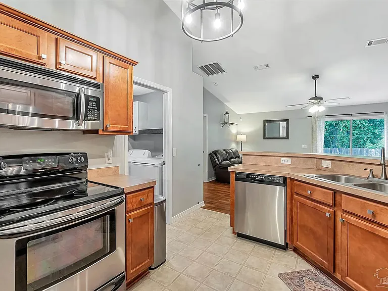4658 Canter Row — Photo 30