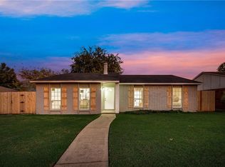 1705 Coffeyville Trl, Grand Prairie, TX 75052