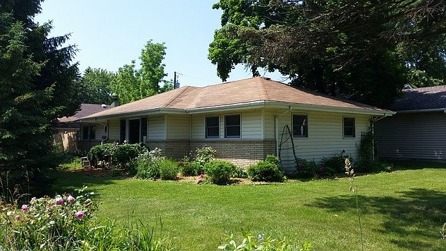 1st image of 658 Pierce Ct