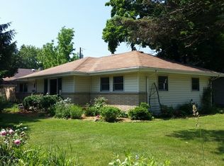 658 Pierce Ct, Grayslake, IL