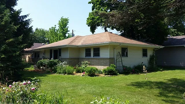 658 Pierce Ct photo 1