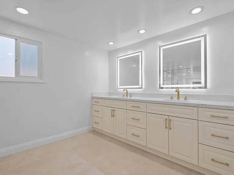 4159 Regal Oak Dr — Photo 10