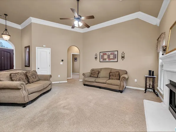 486 Summit Way, Fultondale, AL 35068