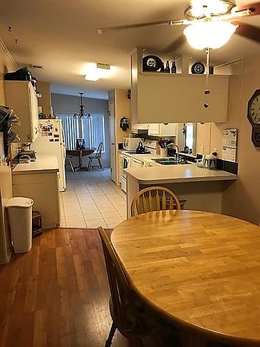 2nd image of 3128 Carpenter Ln