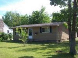 1700 Woodland Ave, Marquette, MI 49855