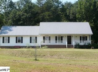 118 Woodport Dr, Pickens, SC 29671