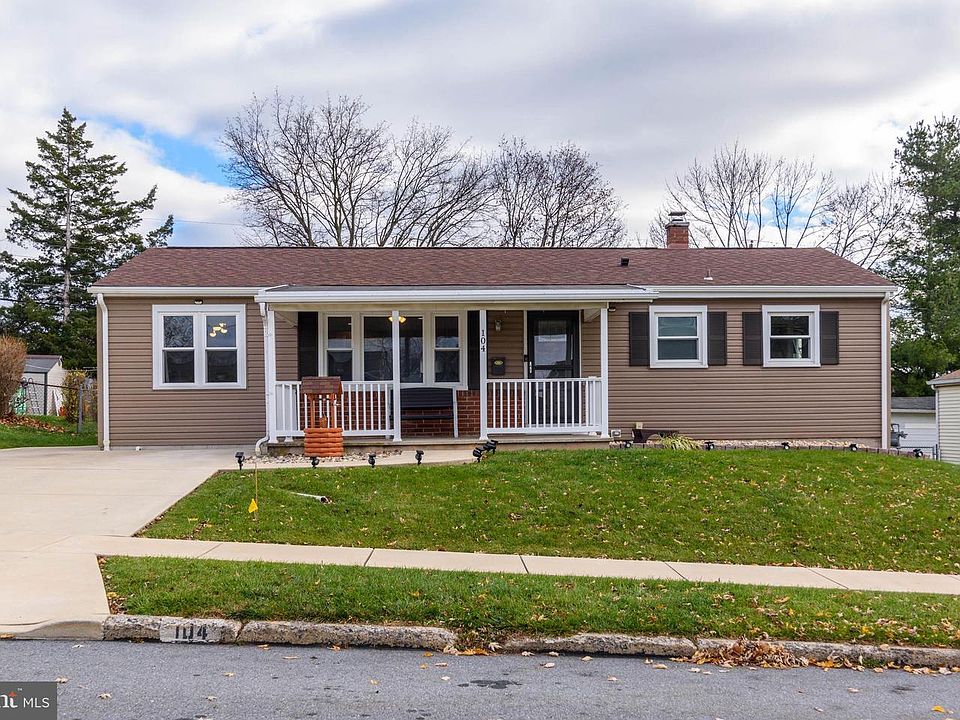 1st image of 104 Nissley Dr