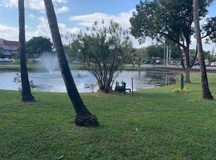 9380 Sunrise Lakes Blvd APT 105, Sunrise, FL 33322