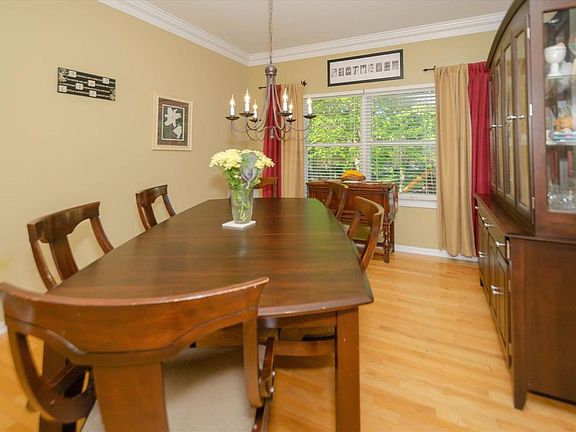 4th image of 4179 Oak Tree Ct