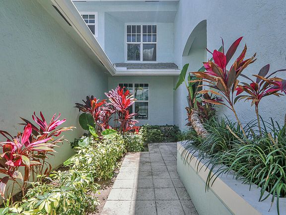 5th image of 1506 Mizzenmast Way