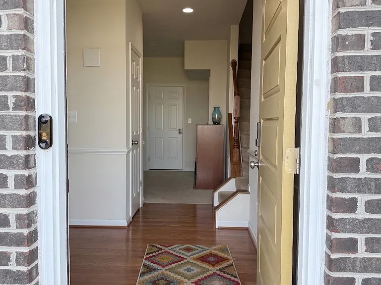 21043 Ashburn Heights Dr — Photo 3