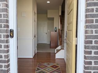 21043 Ashburn Heights Dr, Ashburn, VA 20148