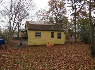 4 Unity Dr, Brick, NJ 08723