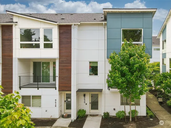 8630 21st Place NE, Seattle, WA 98115