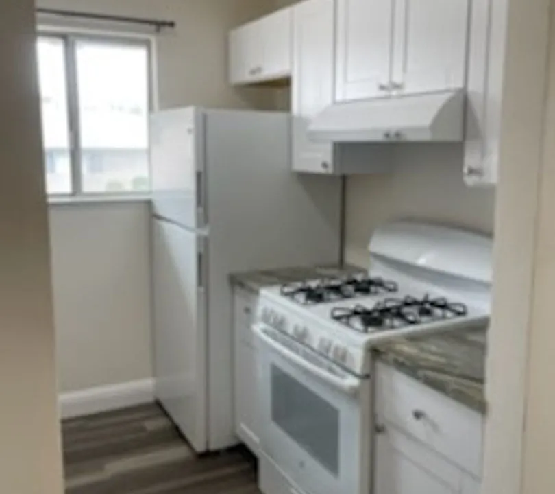 3581 Town Ct