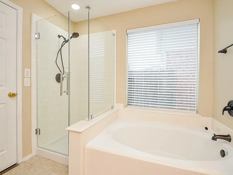 21018 Barker Canyon Ln — Photo 24