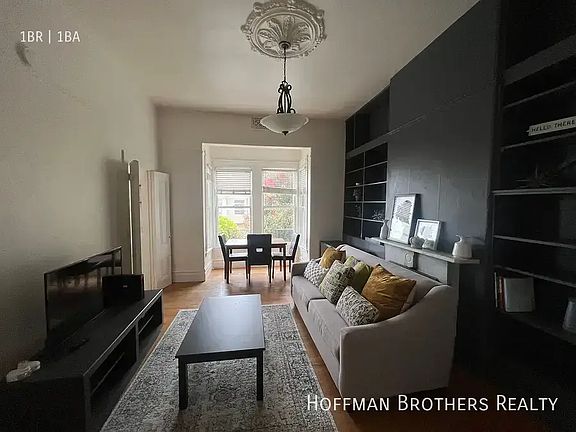 4th image of 3428 Sacramento St #2A