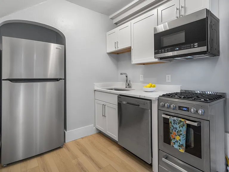 104 Harvard Pl — Photo 226