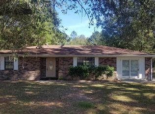 228 Deerfield Rd W, Bloomingdale, GA 31302