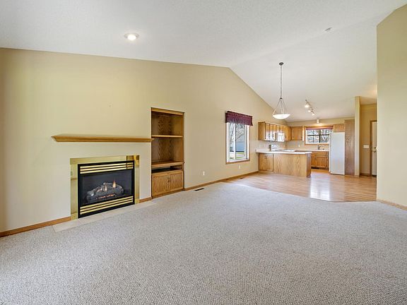 3rd image of 3782 Shannon Dr