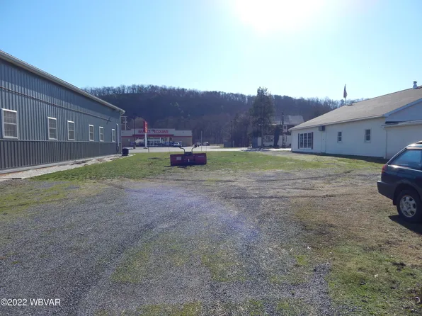 2007 Lycoming Creek Rd, Williamsport, PA 17701