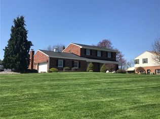 1857 Mercer Rd, Ellwood City, PA 16117
