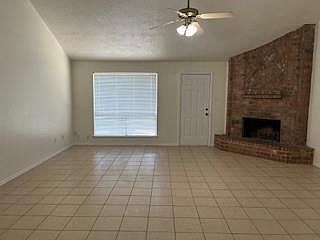 3rd image of 4414 Dawn Creek Ln