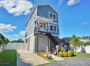 137 Freeborn St, Staten Island, NY 10306