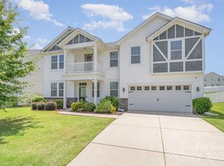 9517 Silverdale Ln, Charlotte, NC 28269