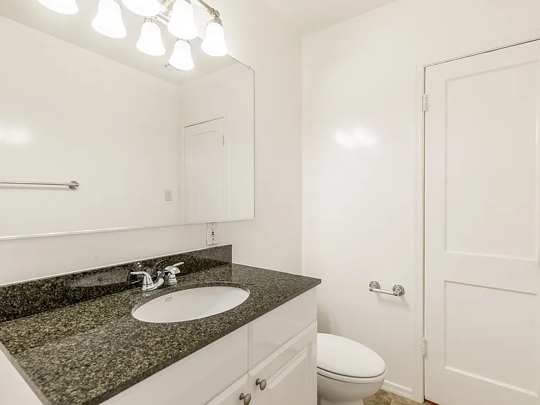 1416 Kelton Ave #1416.5 — Photo 6