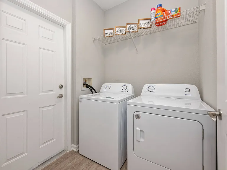 Grand Reserve Apartment Homes — Photo 27