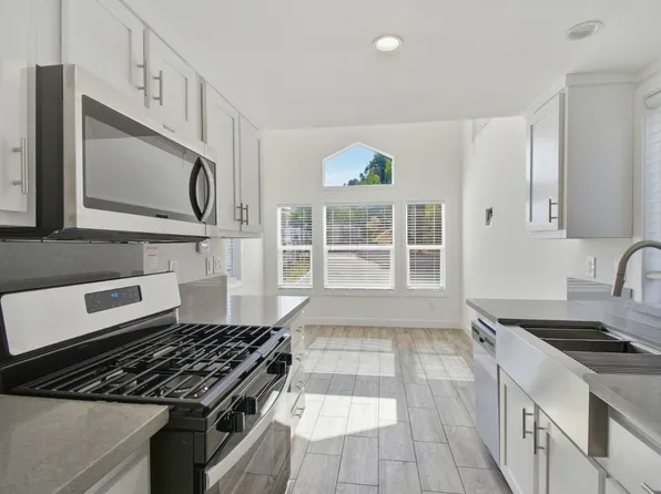 3800 Bayshore Blvd Unit 41, Brisbane, CA 94005