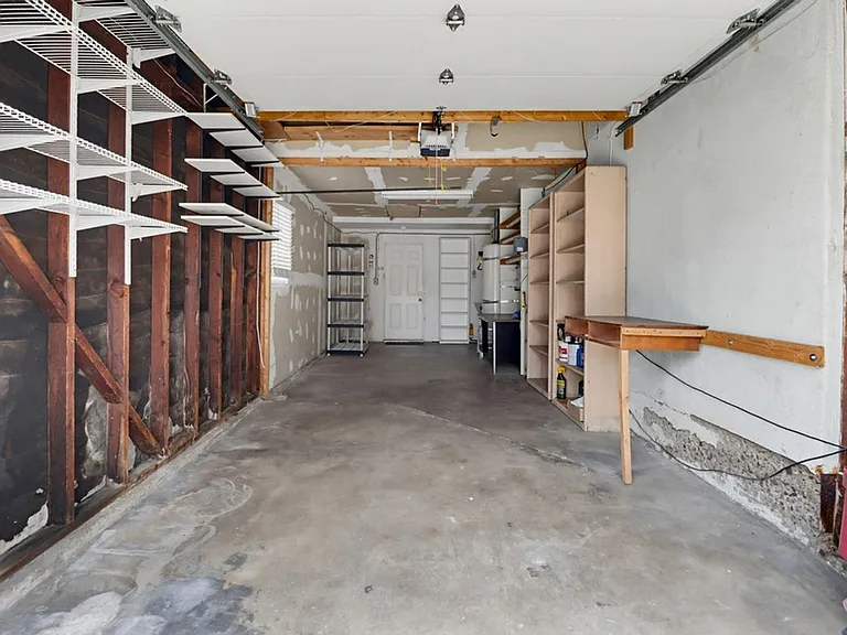 7134 Hybeth Dr — Photo 34