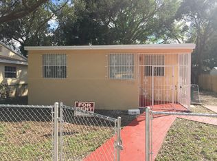2148 NW 84th St, Miami, FL 33147