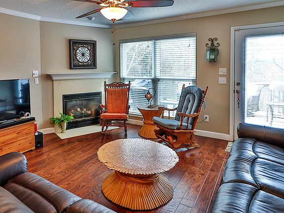 2nd image of 5229 Brig Ln