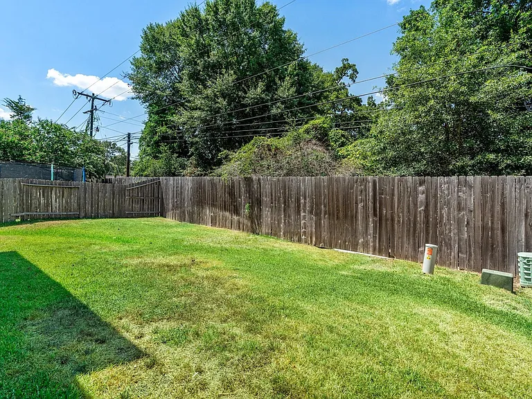 138 Meadow Run Dr — Photo 44