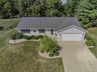 8704 Sunset Dr, Byron, IL 61010