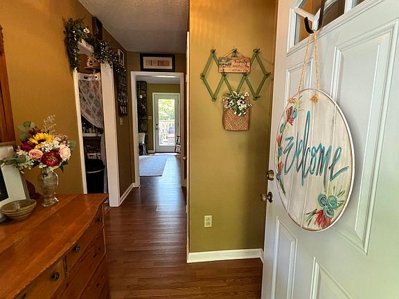 4th image of 1801 Dry Creek Cir
