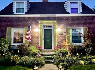 200 N Highland St, Dearborn, MI 48128