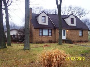 1439 Woodhaven St, Muskegon, MI 49445