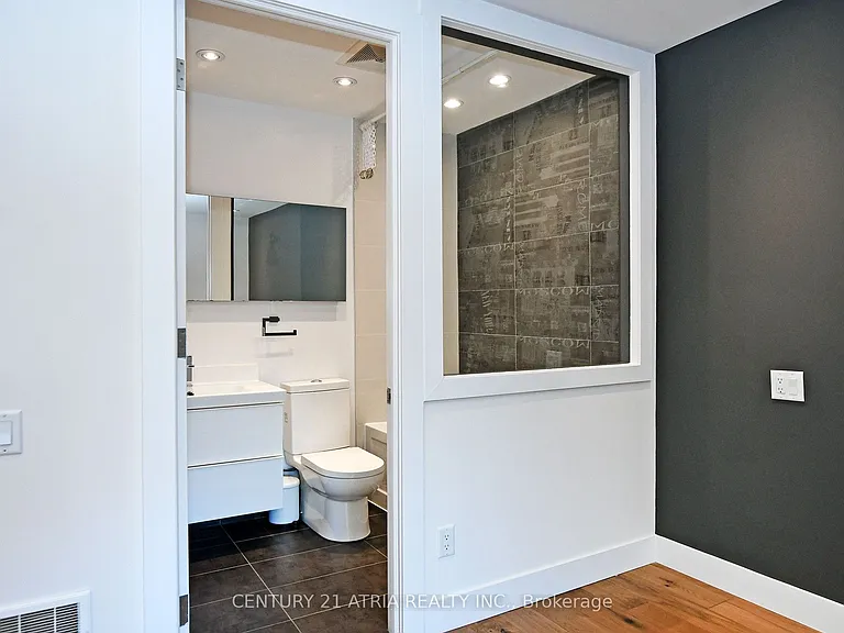 10 Palmerston Ave — Photo 23