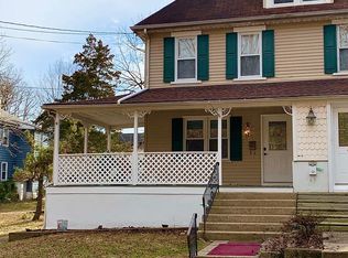 104 Albany Ave, Barrington, NJ 08007